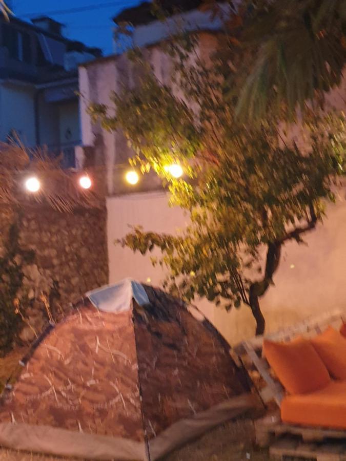 Barlin Grill&camping Guest house *